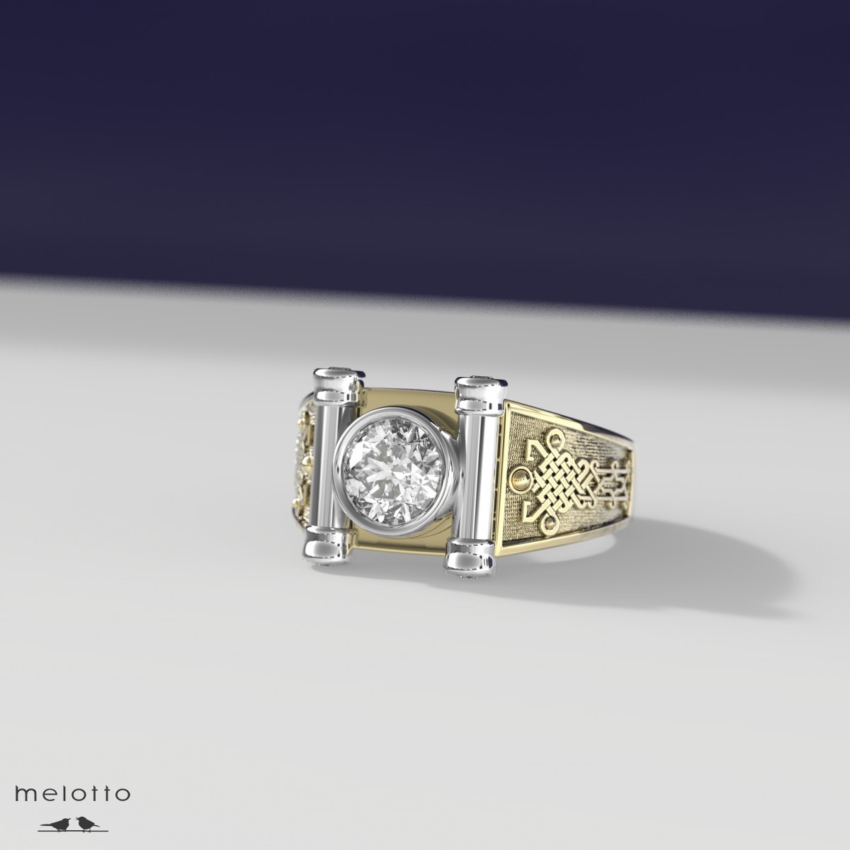 Перстень с крупным бриллиантом