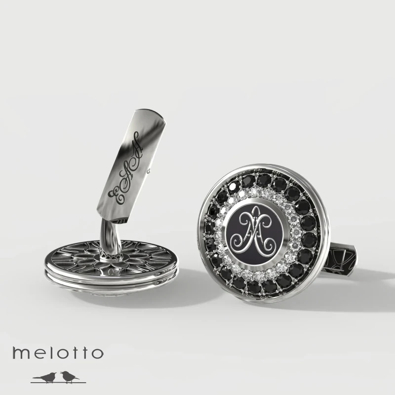 Запонка с инициалами «ХА»