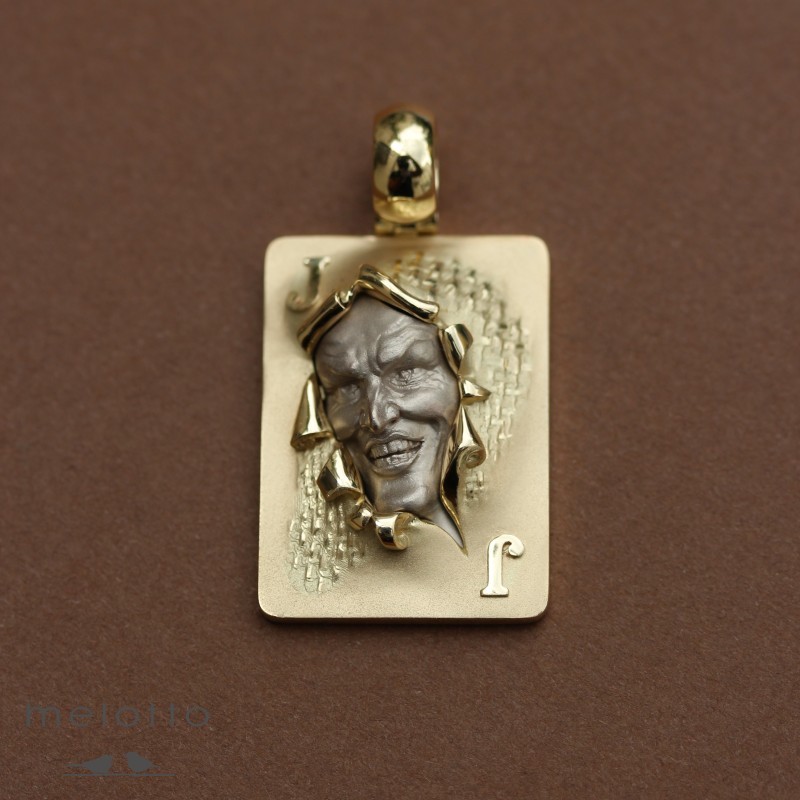Мужской кулон Джокер