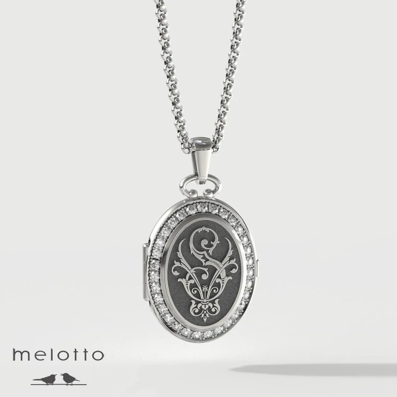 Медальон с фотографией и бриллиантами Медальон с фотографией и бриллиантами