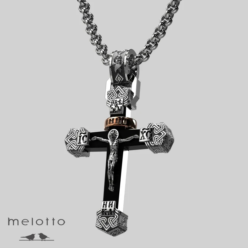 Нательный крест из золота с деревянным основанием