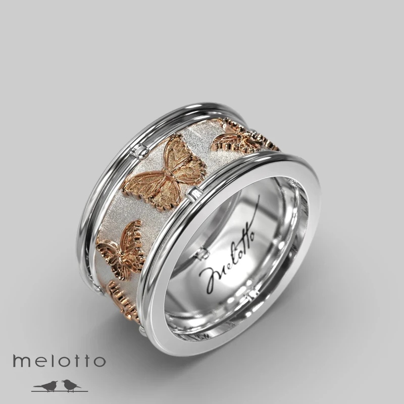 Золотое кольцо с бабочками Золотое кольцо с бабочками
