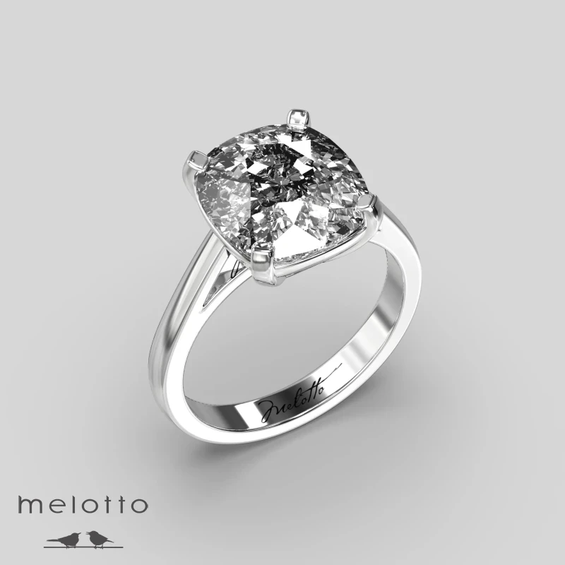 Кольцо на помолвку Муассанит