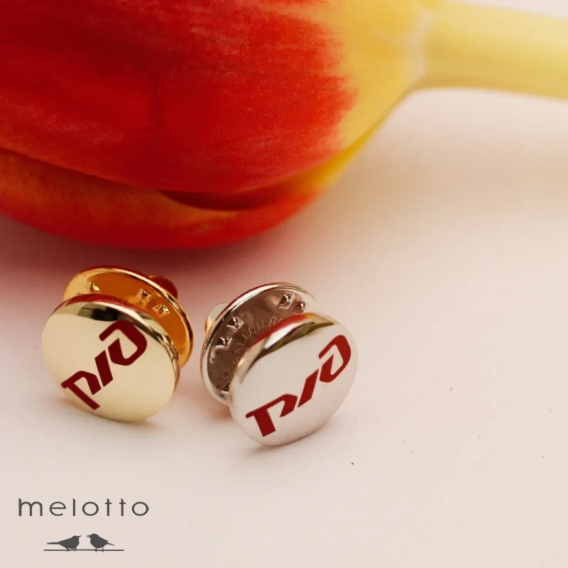 Значок РЖД из золота 585 пробы