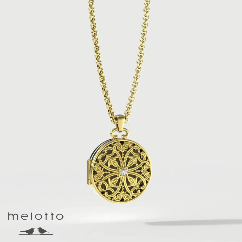 Винтажный медальон