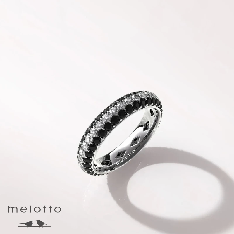 Женское обручальное кольцо «Бриллиантовая пара» Женское обручальное кольцо «Бриллиантовая пара»