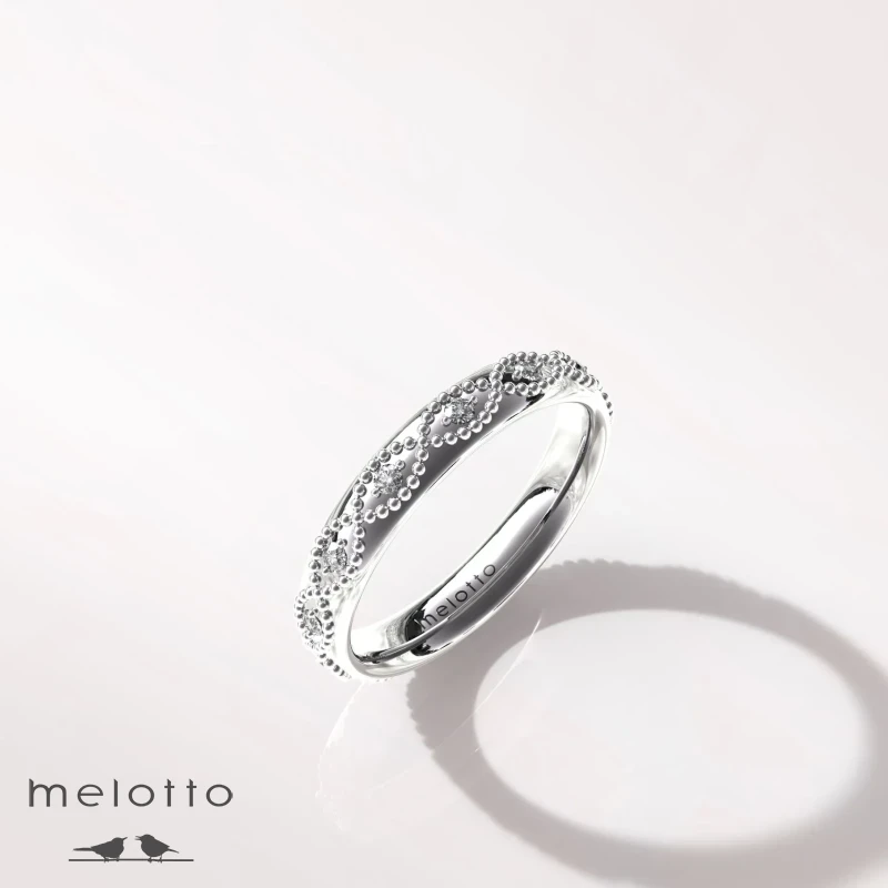 Женское обручальное кольцо «Волна вечности»