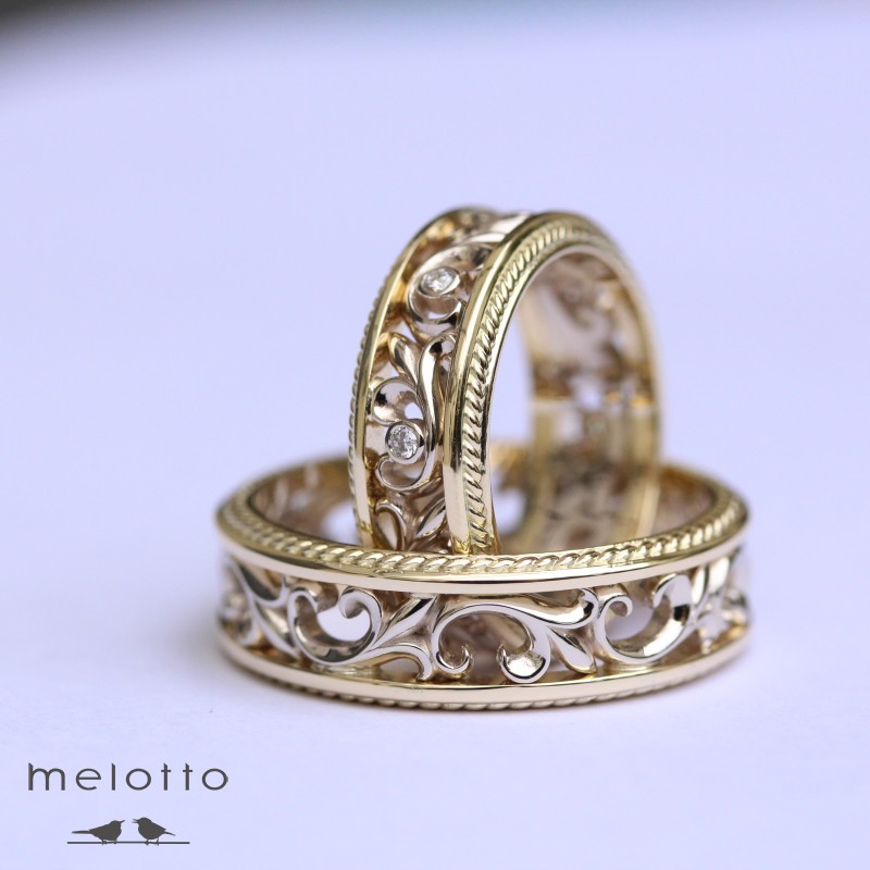 Золотые обручальные кольца с узорами Золотые обручальные кольца с узорами