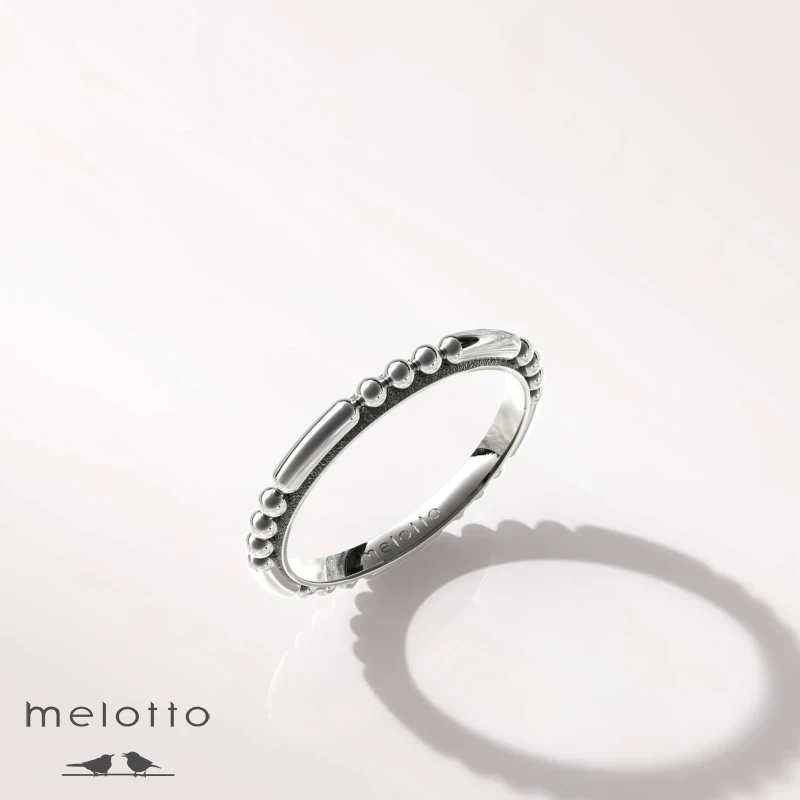 Женское обручальное кольцо «Тонкая полоса вечности» Женское обручальное кольцо «Тонкая полоса вечности»