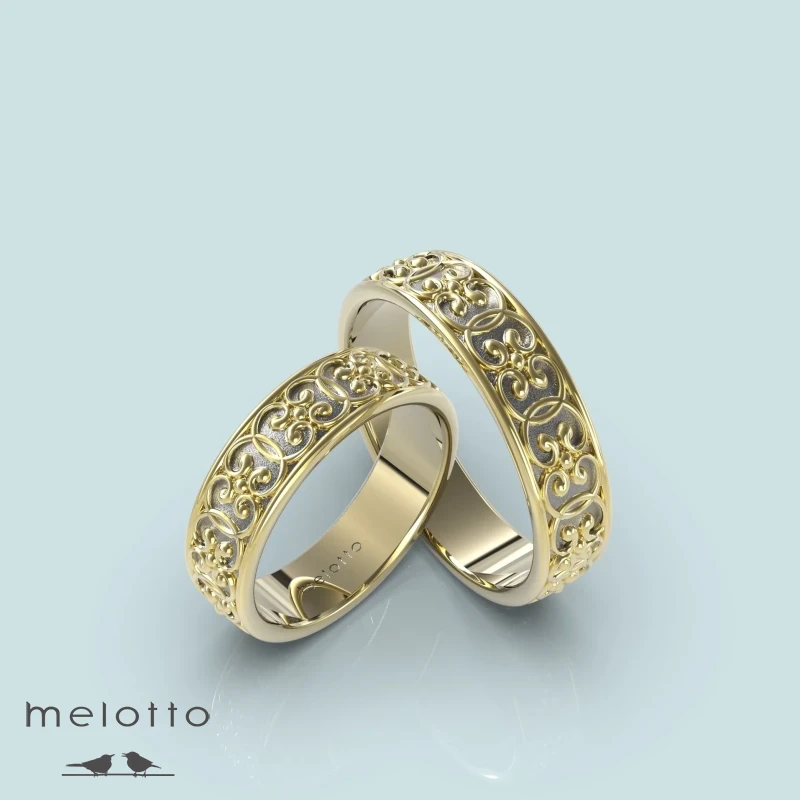 Парные обручальные кольца с узором