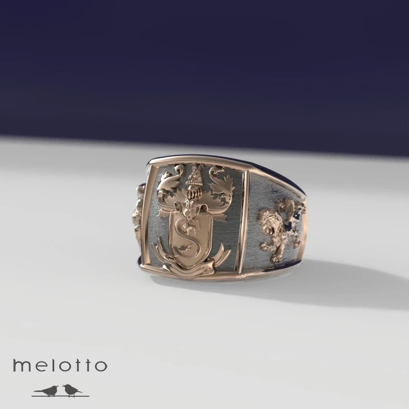 Кольцо с фамильным гербом