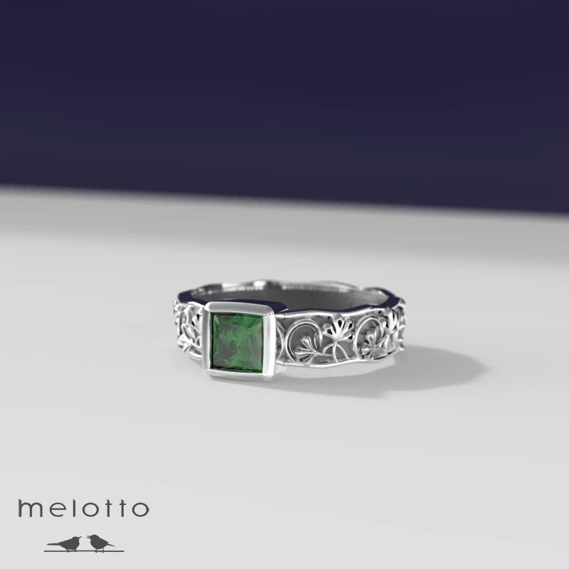 Золотое мужское кольцо с изумрудом