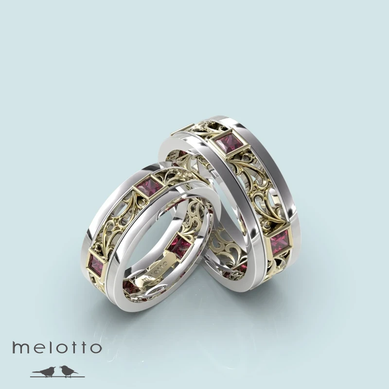 Золотые обручальные кольца с рубинами