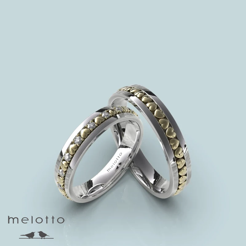 Обручальные кольца «Сердце» с бриллиантами