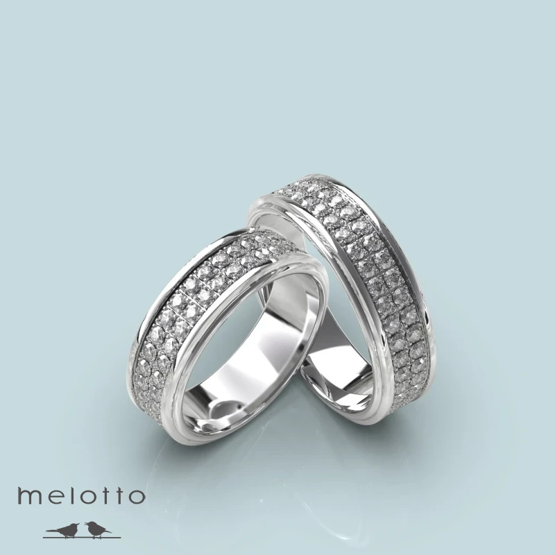 Обручальные кольца с бесцветными бриллиантами Обручальные кольца с бесцветными бриллиантами