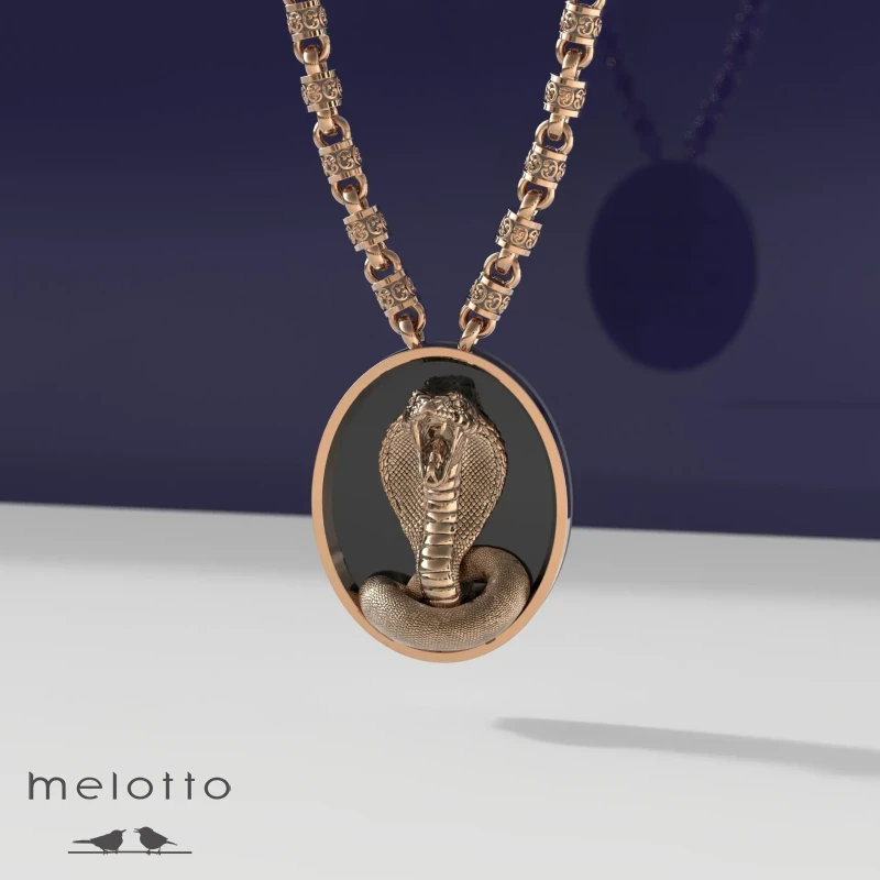 Мужской кулон Кобра