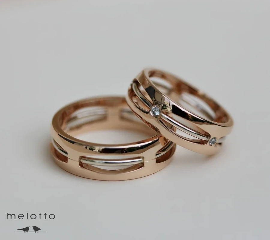 Двухцветные обручальные кольца «Пара»