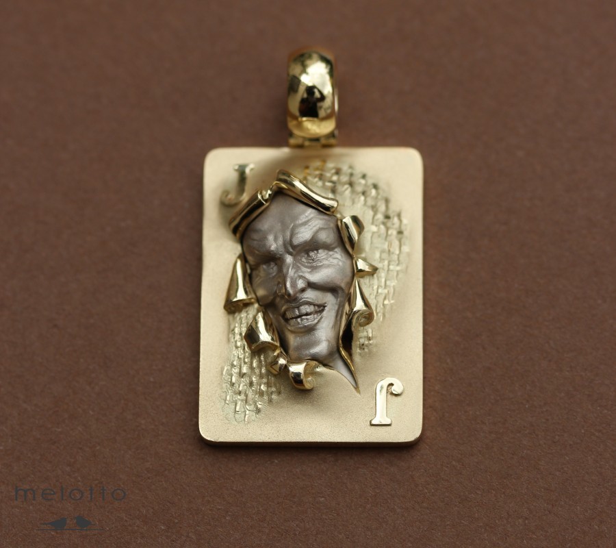 Мужской кулон Джокер