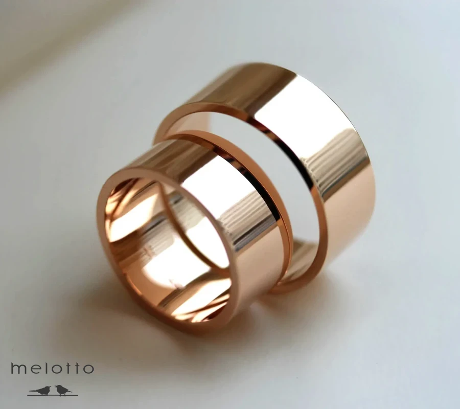 Массивные гладкие обручальные кольца из розового золота