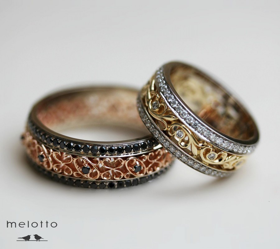 Православные обручальные кольца из трех видов золота с бриллиантами (Вес пары 20,5 гр.)