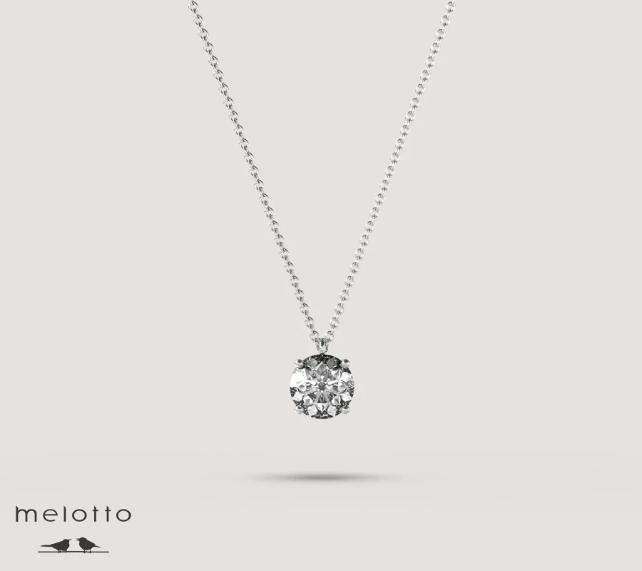 Кулон с круглым бриллиантом