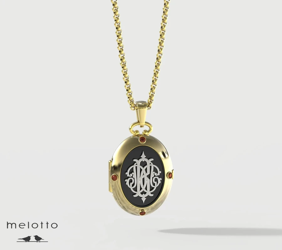 Открывающийся  медальон с фотографией