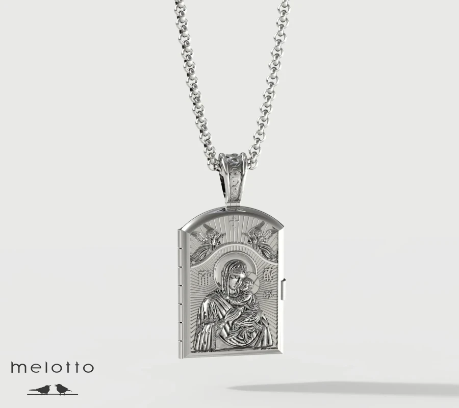 Нательный медальон под фото