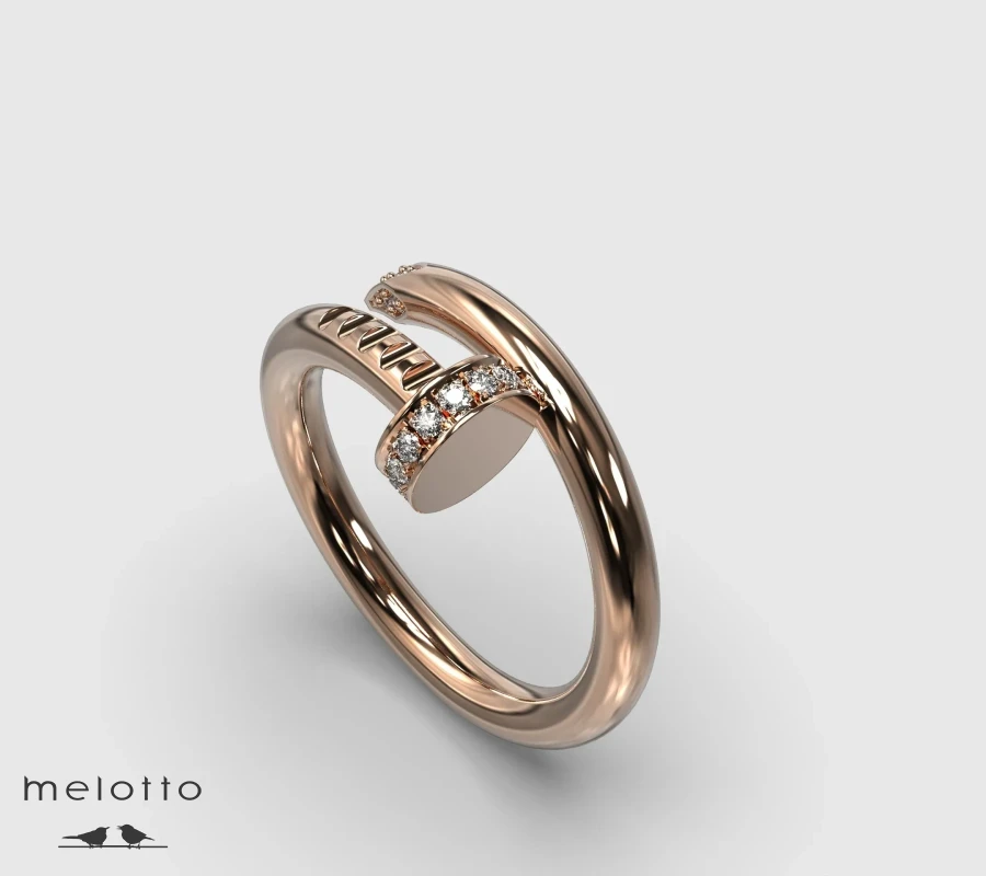 Женское золотое кольцо Гвоздь с бриллиантами