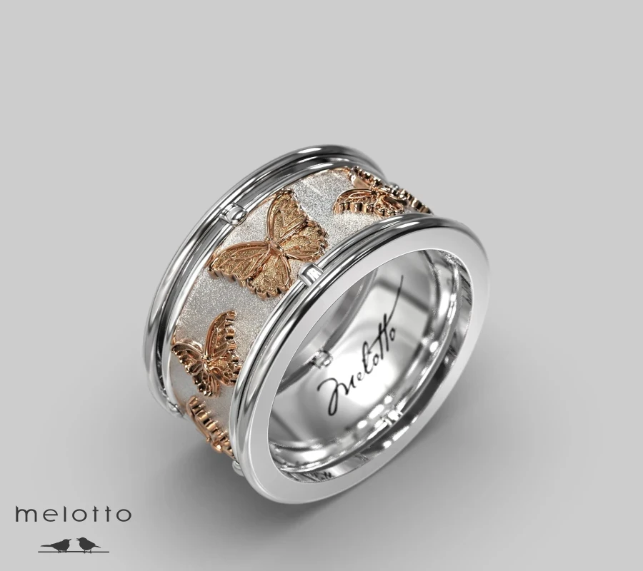 Золотое кольцо с бабочками