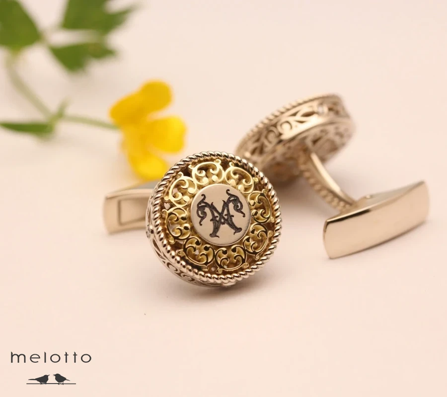 Запонки золотые с Монограммой