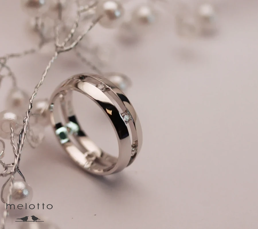 Женское обручальное кольцо Mimi