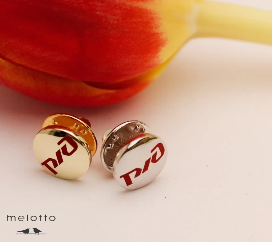 Значок РЖД из золота 585 пробы