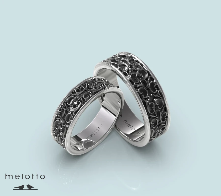 Парные авторские обручальные кольца