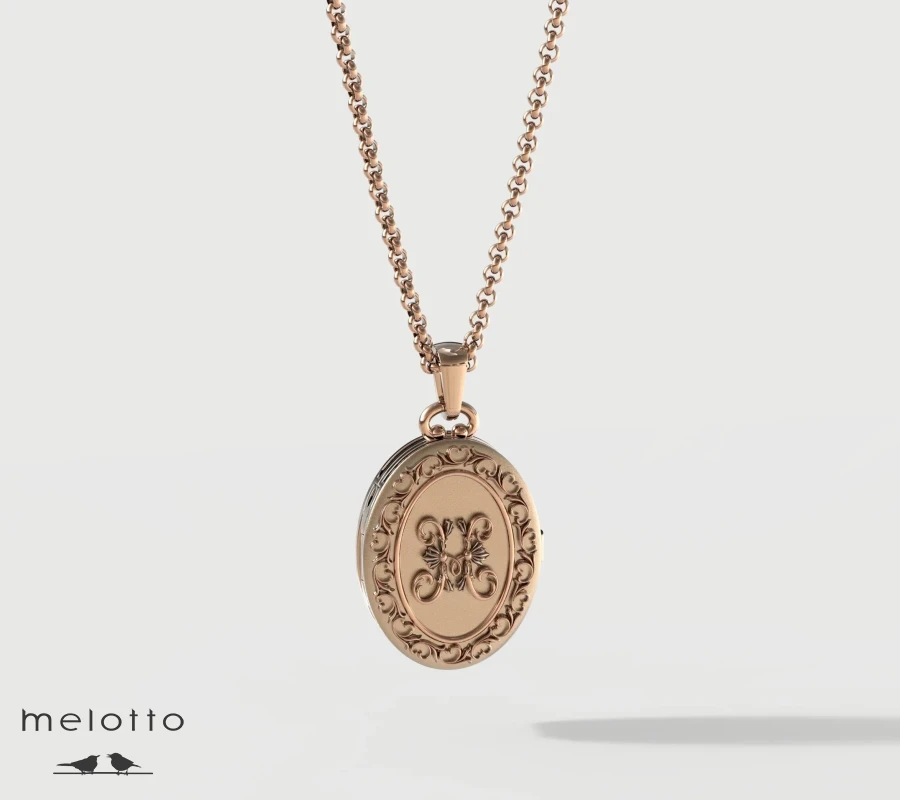 Медальон из красного золота