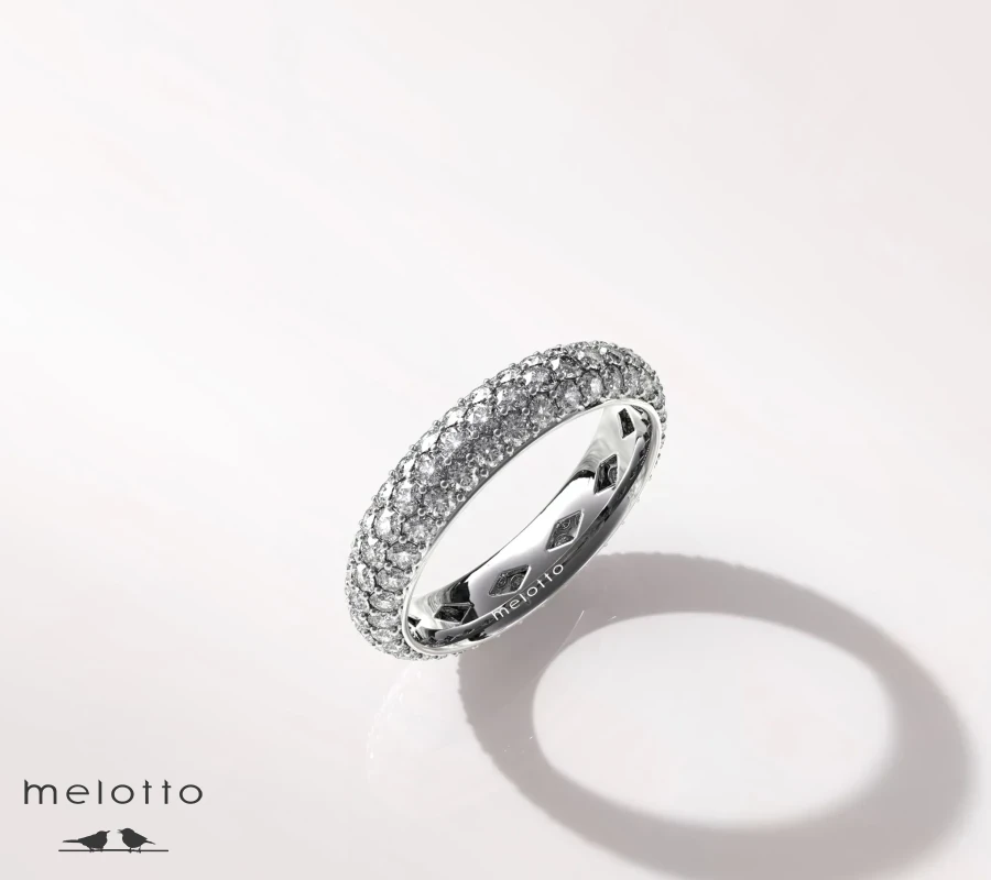 Женское обручальное кольцо «Бриллиантовая россыпь»