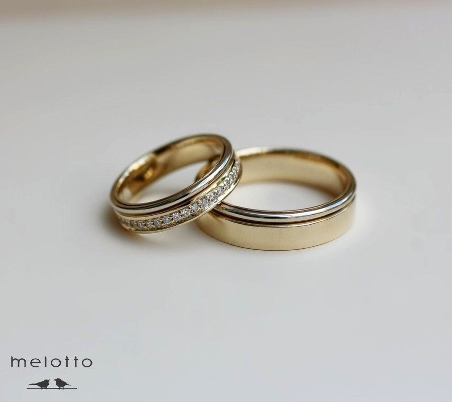 Популярные обручальные кольца двух оттенков золота