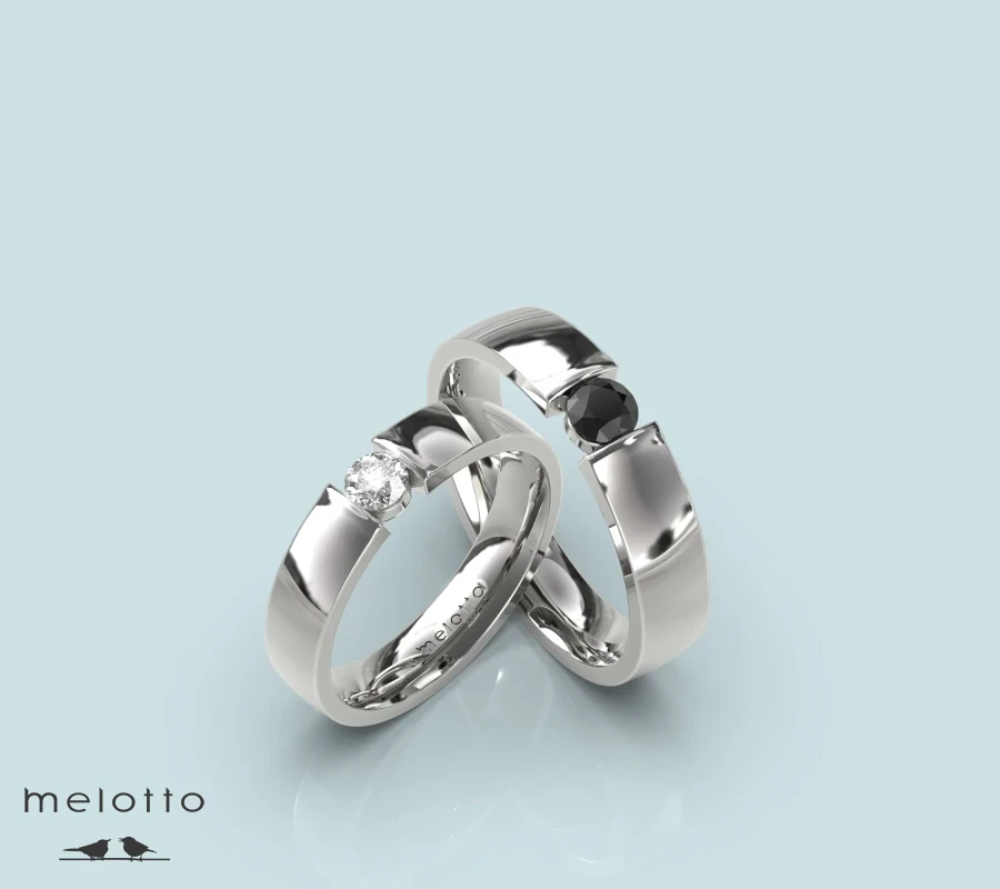 Обручальные кольца с одним бриллиантом