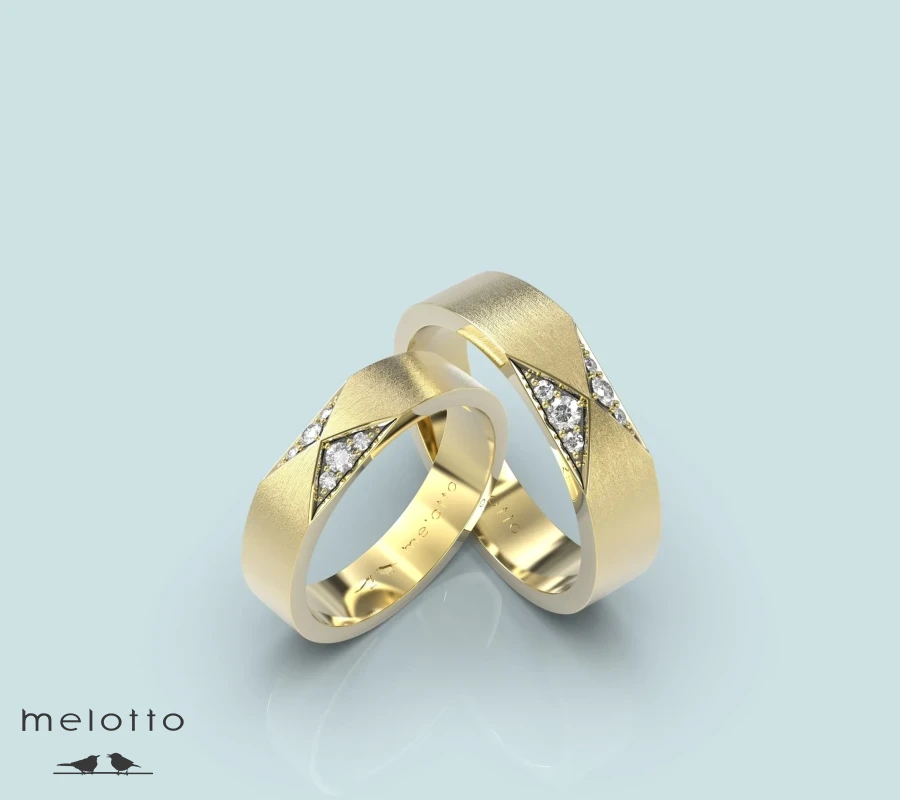 Эксклюзивные парные обручальные кольца с бриллиантами