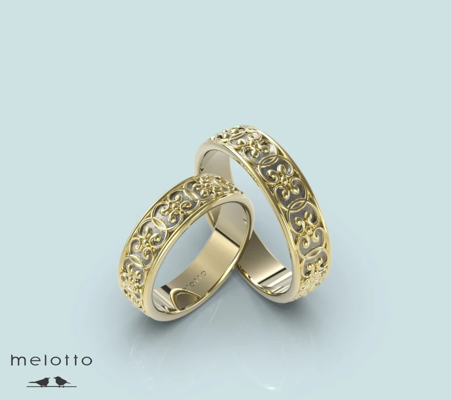 Парные обручальные кольца с узором