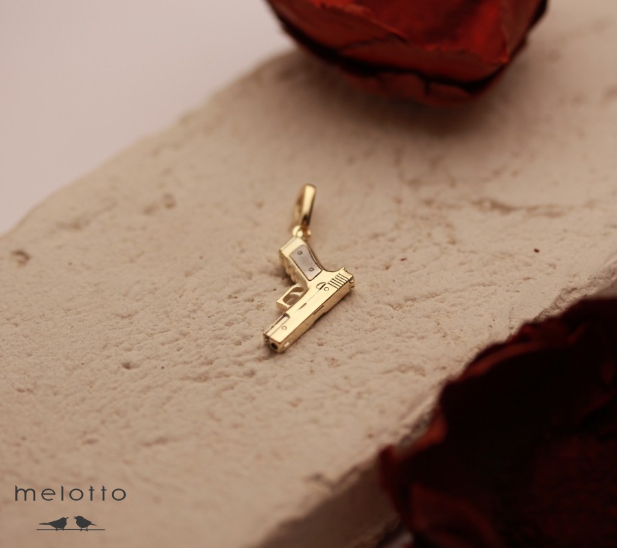 Мужской кулон «Glock 45»