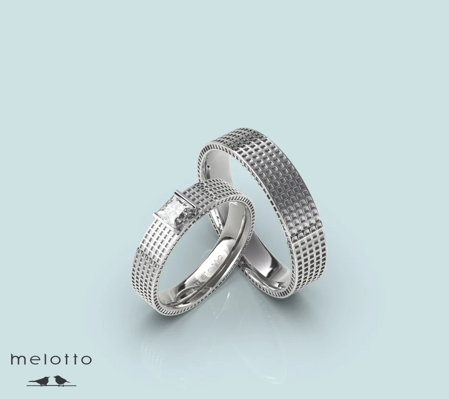 Стильные обручальные кольца из белого золота с бриллиантом