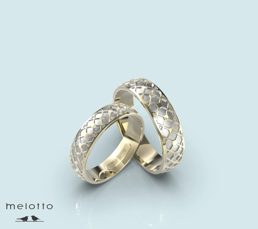 Обручальные кольца с рисунком