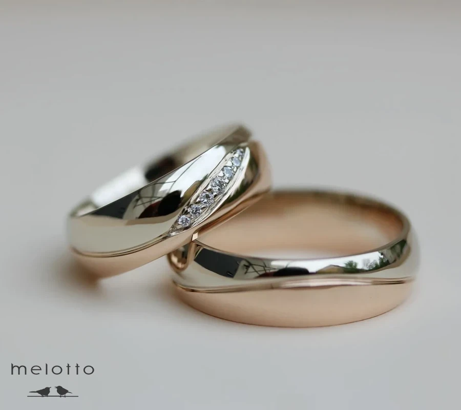 Обручальные кольца «Red vs White»