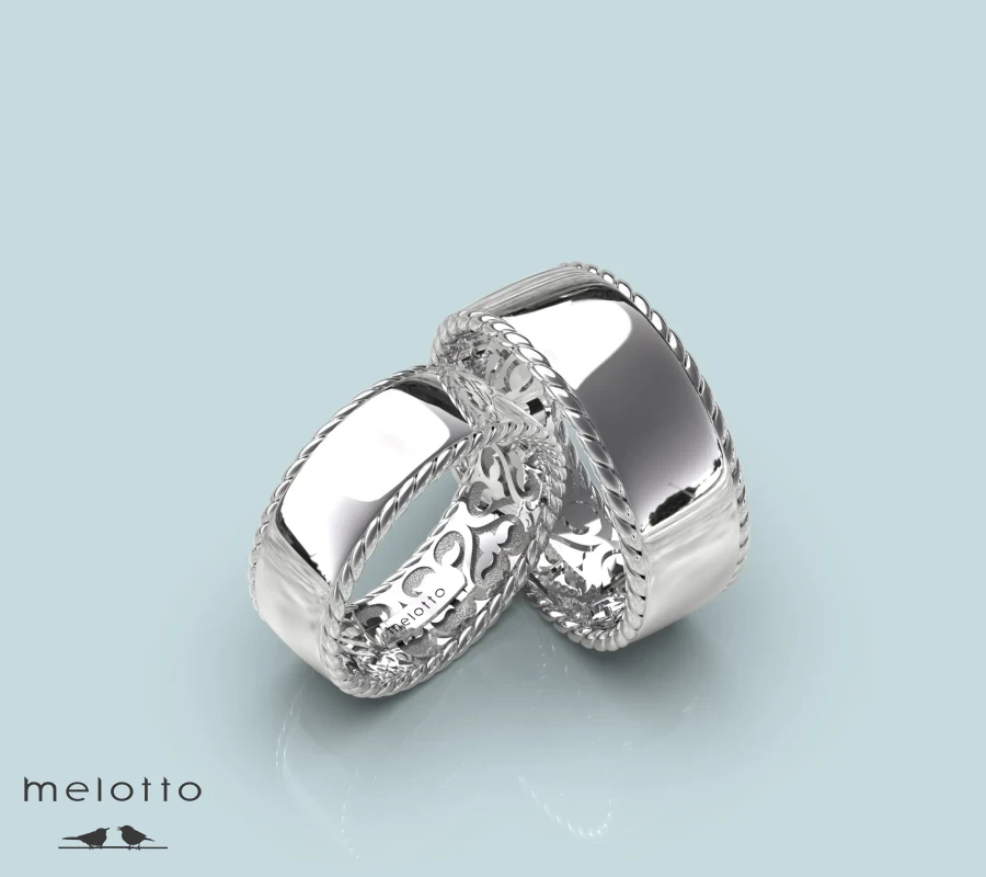 Широкие обручальные кольца с золотой боковой нитью