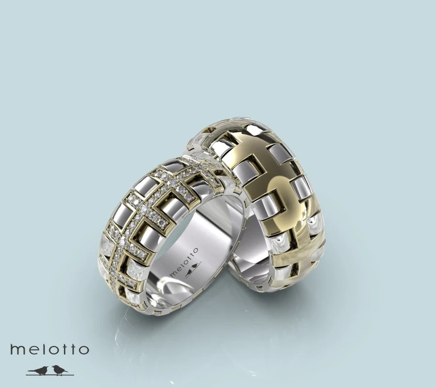 Необычные обручальные кольца двух оттенков золота