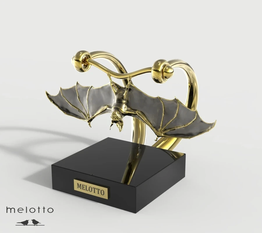 Статуэтка «Летучая мышь»