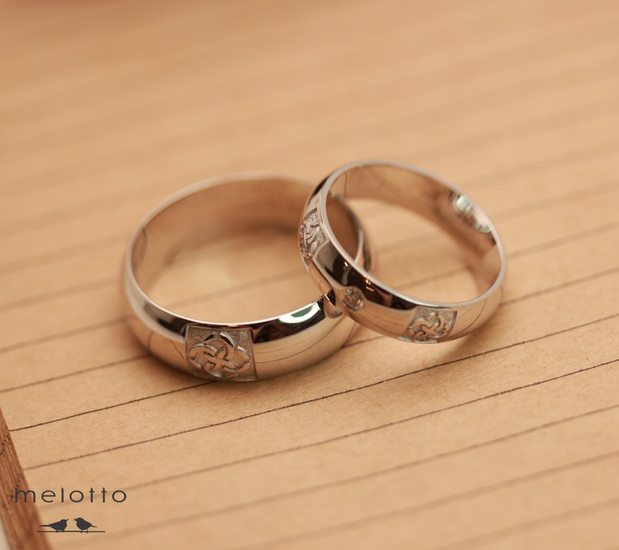 Обручальные кольца с символикой