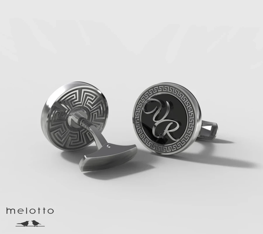 Золотые запонки с инициалами В.Р.