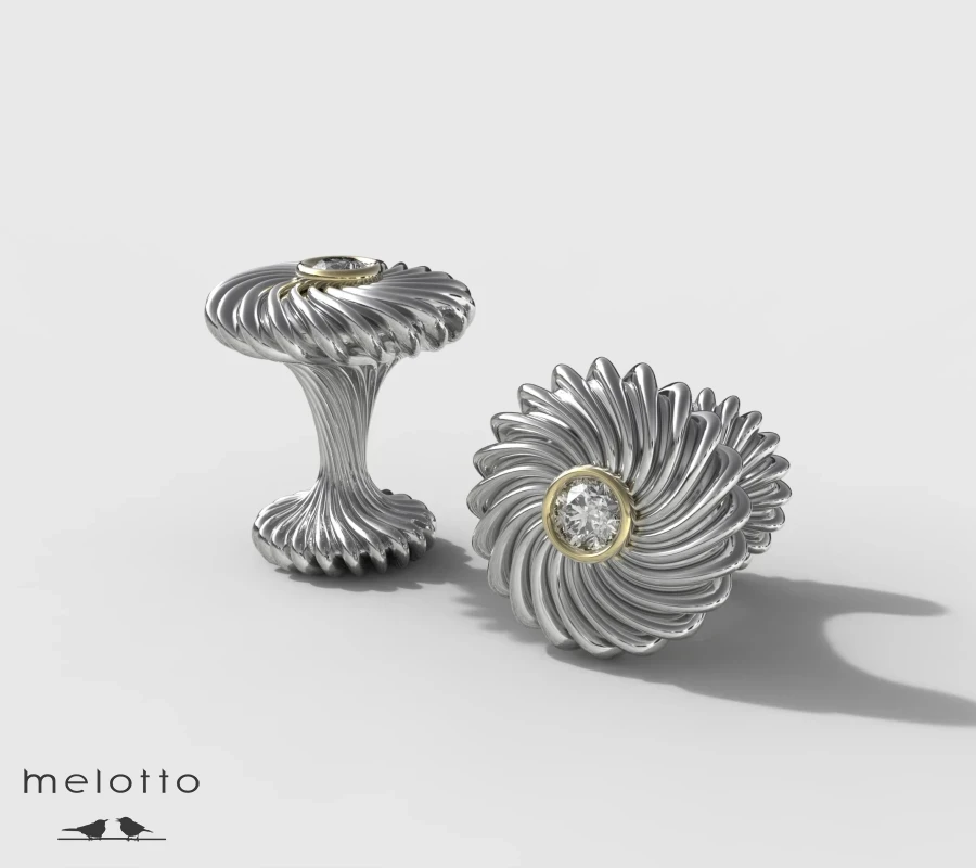 Запонки с бриллиантом