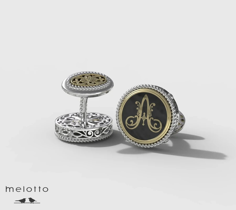 Запонки с инициалом клиента